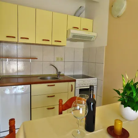 Srdan Apartment *